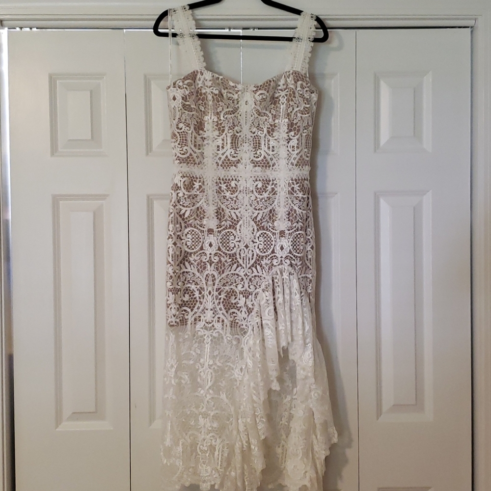 Tiffany Blanc Dress in White - Picture 5 of 5